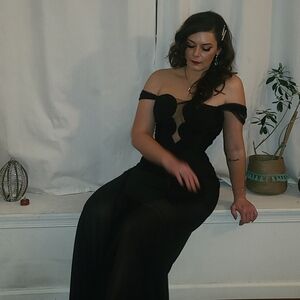 Black Bandue Evening Gown w/ Plunging Mesh Neckline and Princess Sleeves Medium